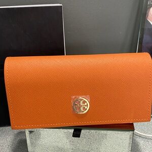 Tory Burch Vibrant Orange sunglass case with pouch